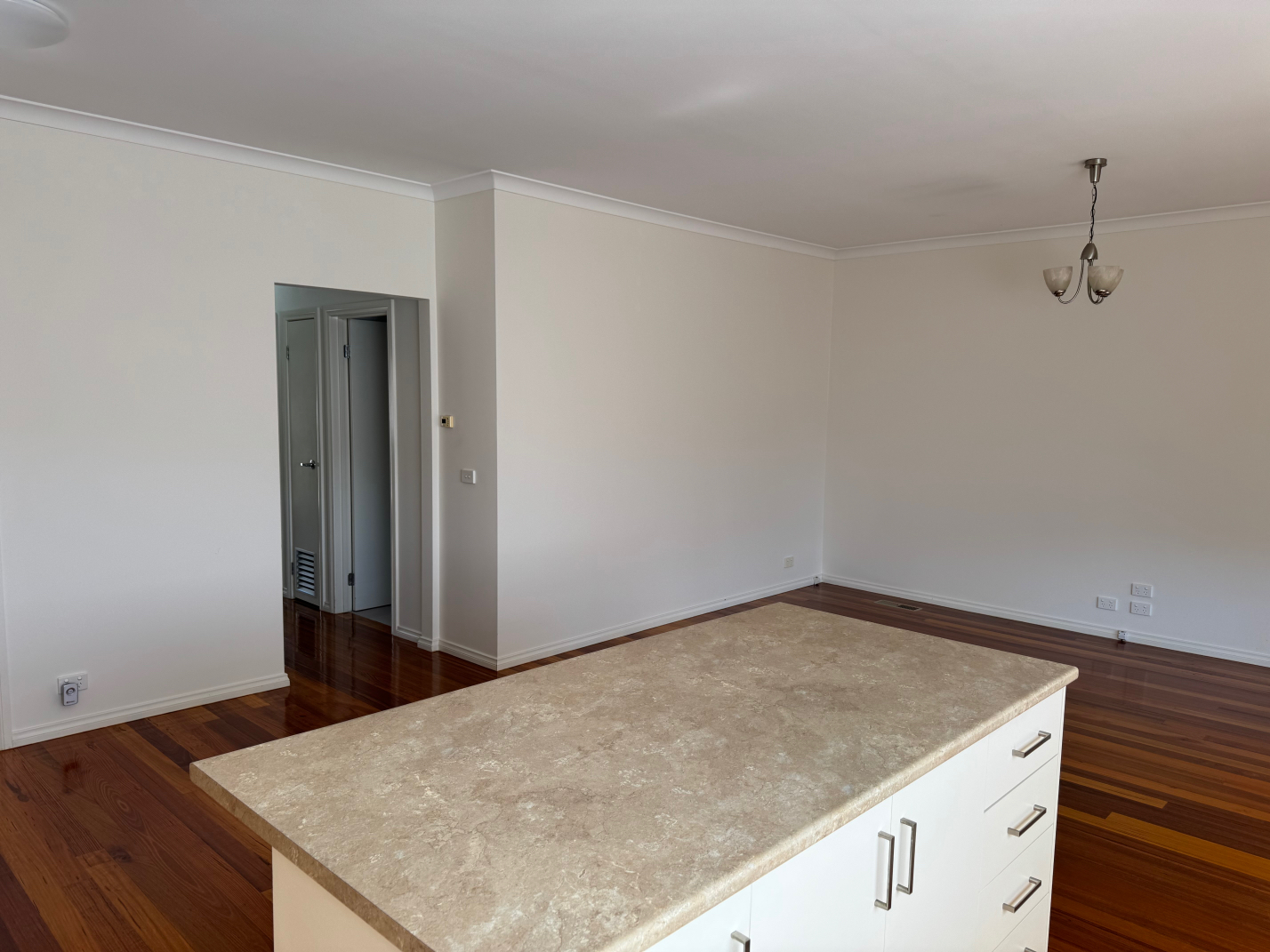 2-9ViewRoad18 2-9ViewRoad18