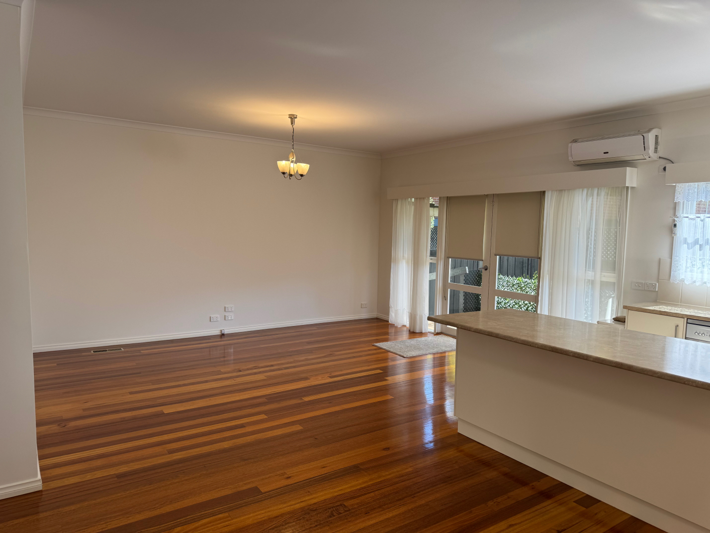 2-9ViewRoad21 2-9ViewRoad21